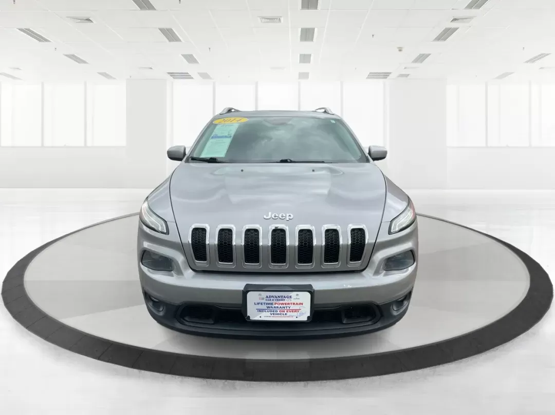 2014 Jeep Cherokee Latitude (1C4PJLCB4EW) with an Other engine, located at 1951 S Dayton Lakeview Rd., New Carlisle, OH, 45344, (937) 908-9800, 39.890999, -84.050255 - Photo#5