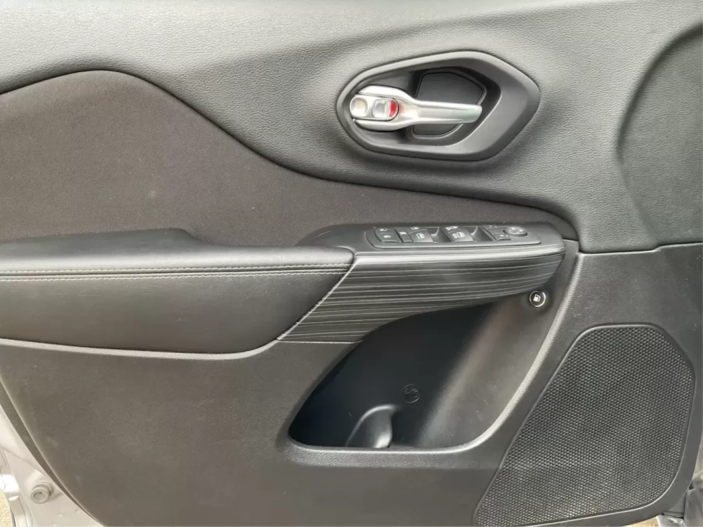 2014 Jeep Cherokee Latitude (1C4PJLCB4EW) with an Other engine, located at 1951 S Dayton Lakeview Rd., New Carlisle, OH, 45344, (937) 908-9800, 39.890999, -84.050255 - Photo#16