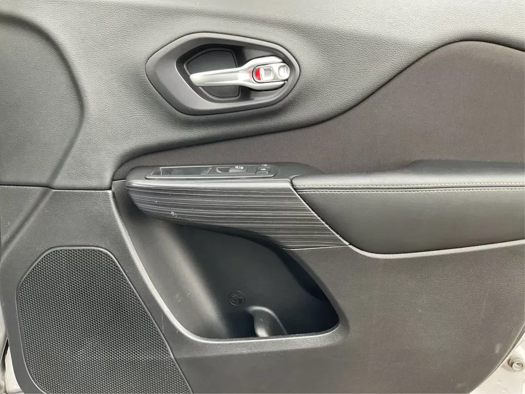 2014 Jeep Cherokee Latitude (1C4PJLCB4EW) with an Other engine, located at 1951 S Dayton Lakeview Rd., New Carlisle, OH, 45344, (937) 908-9800, 39.890999, -84.050255 - Photo#17