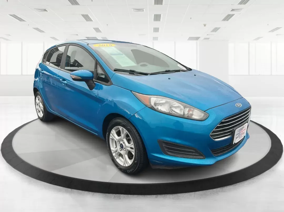 2016 Ford Fiesta SE (3FADP4EJ7GM) with an Other engine, located at 4508 South Dixie Dr, Moraine, OH, 45439, (937) 908-9800, 39.689976, -84.218452 - 2016 Ford Fiesta SE - Photo#6