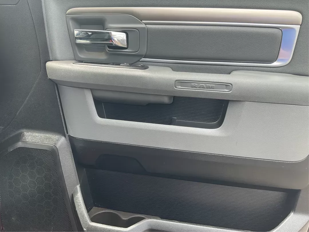 2015 Ram 1500 Outdoorsman (1C6RR7GT9FS) with an Other engine, located at 8750 N County Rd 25A, Piqua, OH, 45356, (937) 908-9800, 40.164391, -84.232513 - 2015 Ram 1500 Outdoorsman - Photo#17