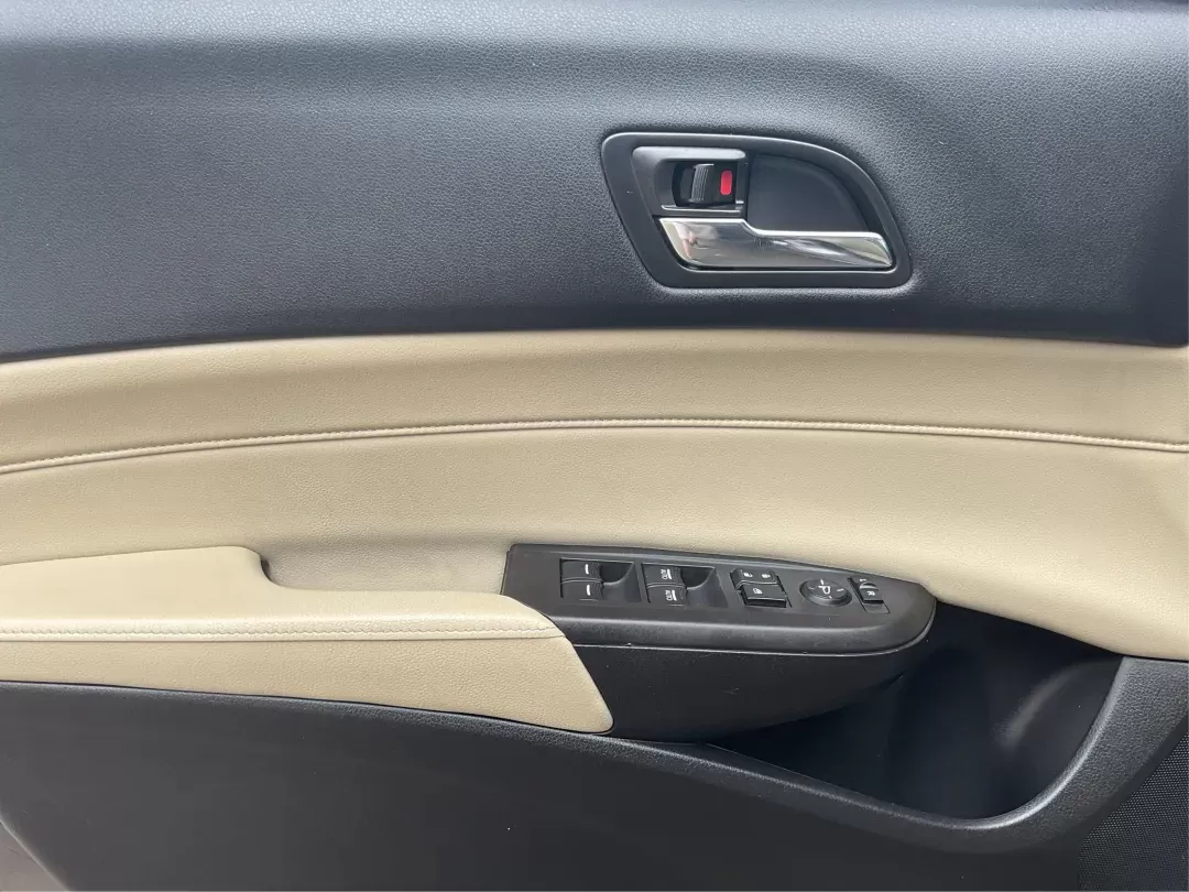 2013 Acura ILX 2.0L (19VDE1F7XDE) with an 2L I-4 i-VTEC variable valve control engine, located at 401 Woodman Dr, Riverside, OH, 45431, (937) 908-9800, 39.760899, -84.123421 - 2013 Acura ILX 2.0L - Photo#16