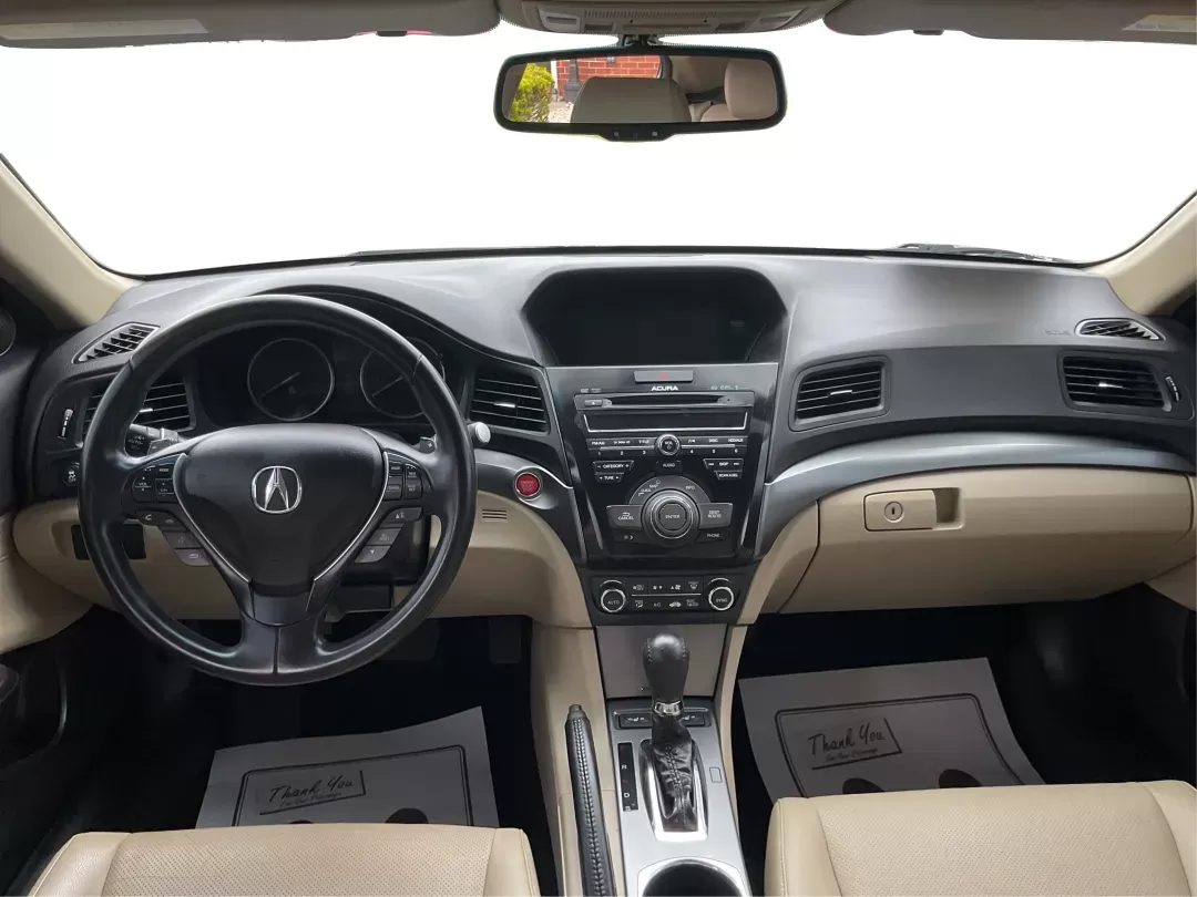 2013 Acura ILX 2.0L (19VDE1F7XDE) with an 2L I-4 i-VTEC variable valve control engine, located at 401 Woodman Dr, Riverside, OH, 45431, (937) 908-9800, 39.760899, -84.123421 - 2013 Acura ILX 2.0L - Photo#18