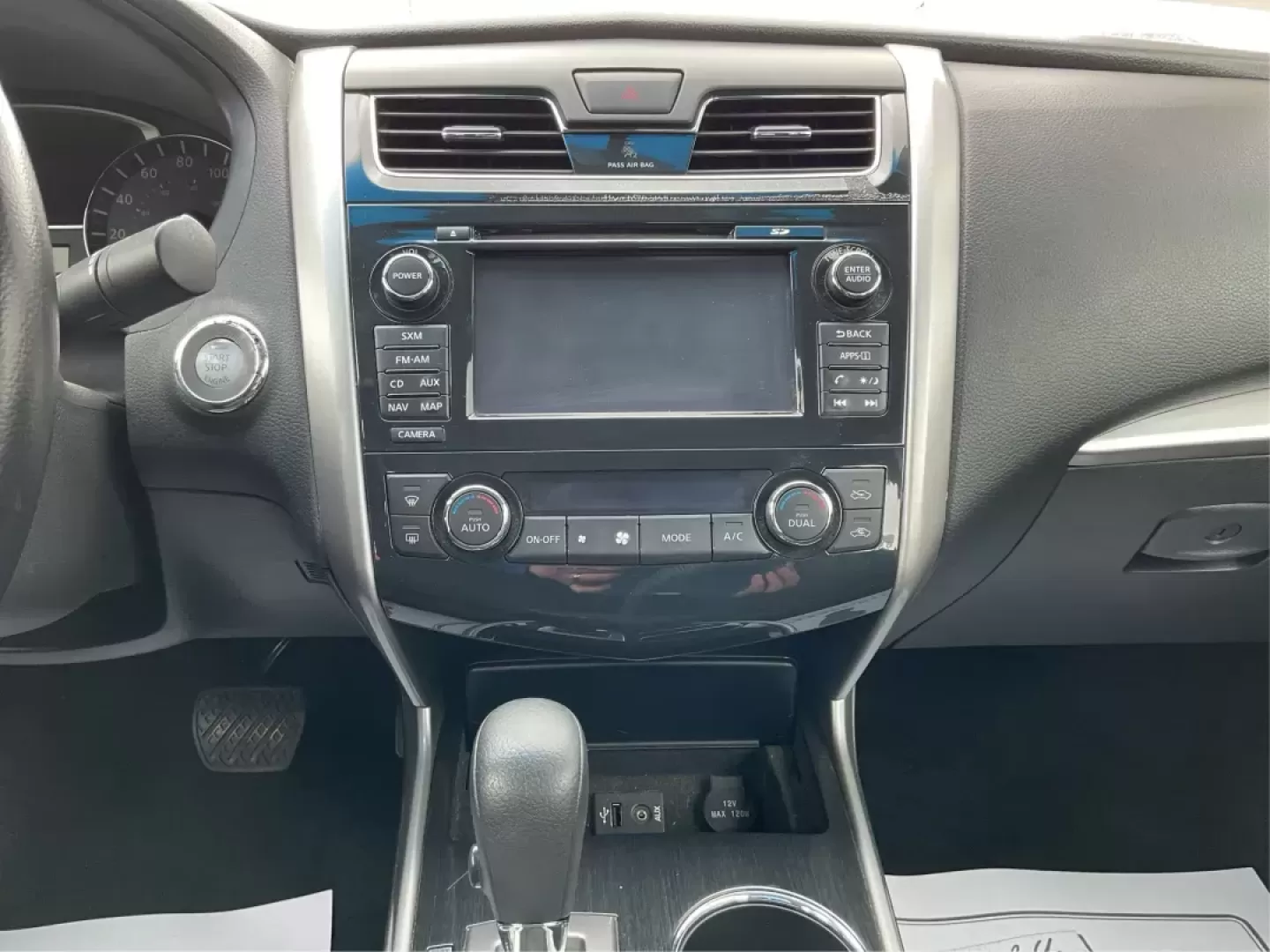 2014 Nissan Altima 2.5 SV (1N4AL3AP8EC) with an 2.5L I-4 DOHC engine, located at 880 E. National Road, Vandalia, OH, 45377, (937) 908-9800, 39.891918, -84.183594 - Photo#12