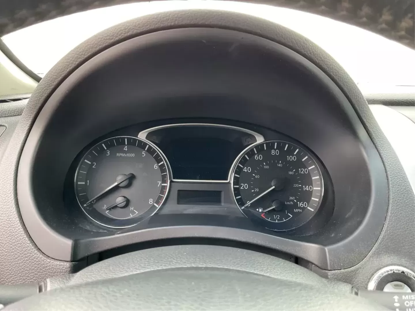2014 Nissan Altima 2.5 SV (1N4AL3AP8EC) with an 2.5L I-4 DOHC engine, located at 880 E. National Road, Vandalia, OH, 45377, (937) 908-9800, 39.891918, -84.183594 - Photo#14
