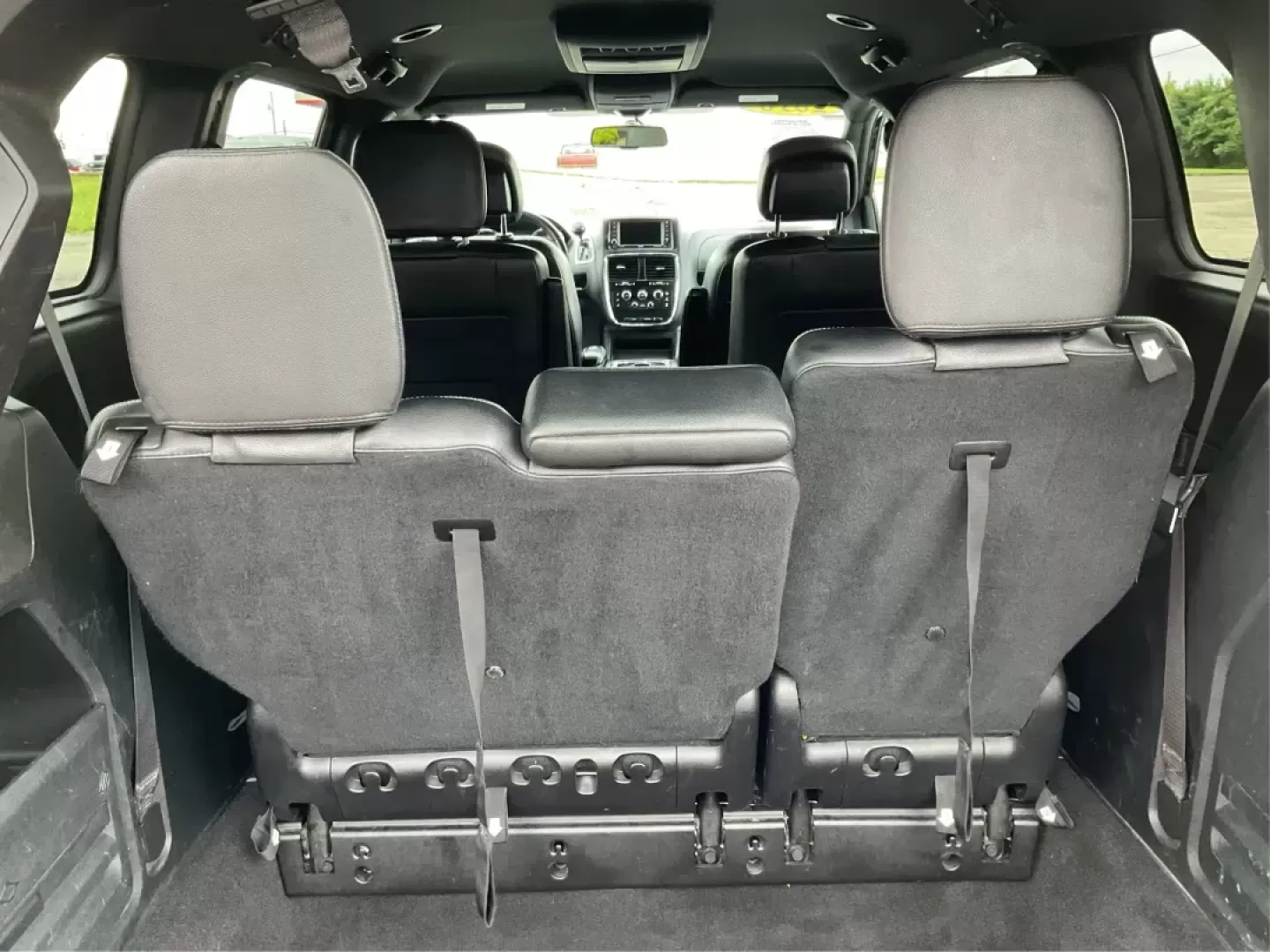 2016 Dodge Grand Caravan SXT (2C4RDGCG6GR) with an Pentastar 3.6L V-6 DOHC engine, located at 880 E. National Road, Vandalia, OH, 45377, (937) 908-9800, 39.891918, -84.183594 - Photo#11