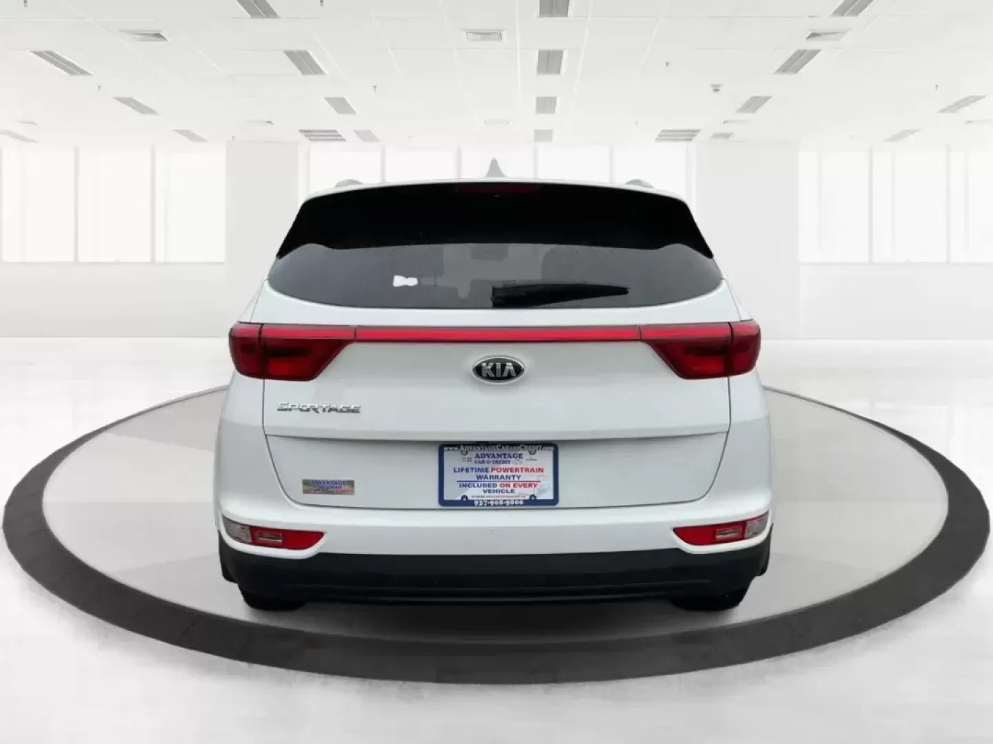 2018 Kia Sportage LX (KNDPMCACXJ7) with an Theta II 2.4L I-4 gasoline direct injection engine, located at 880 E. National Road, Vandalia, OH, 45377, (937) 908-9800, 39.891918, -84.183594 - Photo#2