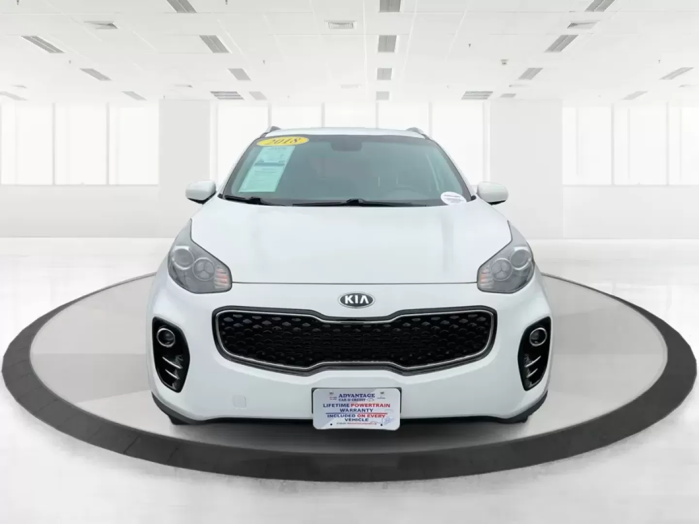 2018 Kia Sportage LX (KNDPMCACXJ7) with an Theta II 2.4L I-4 gasoline direct injection engine, located at 880 E. National Road, Vandalia, OH, 45377, (937) 908-9800, 39.891918, -84.183594 - Photo#5