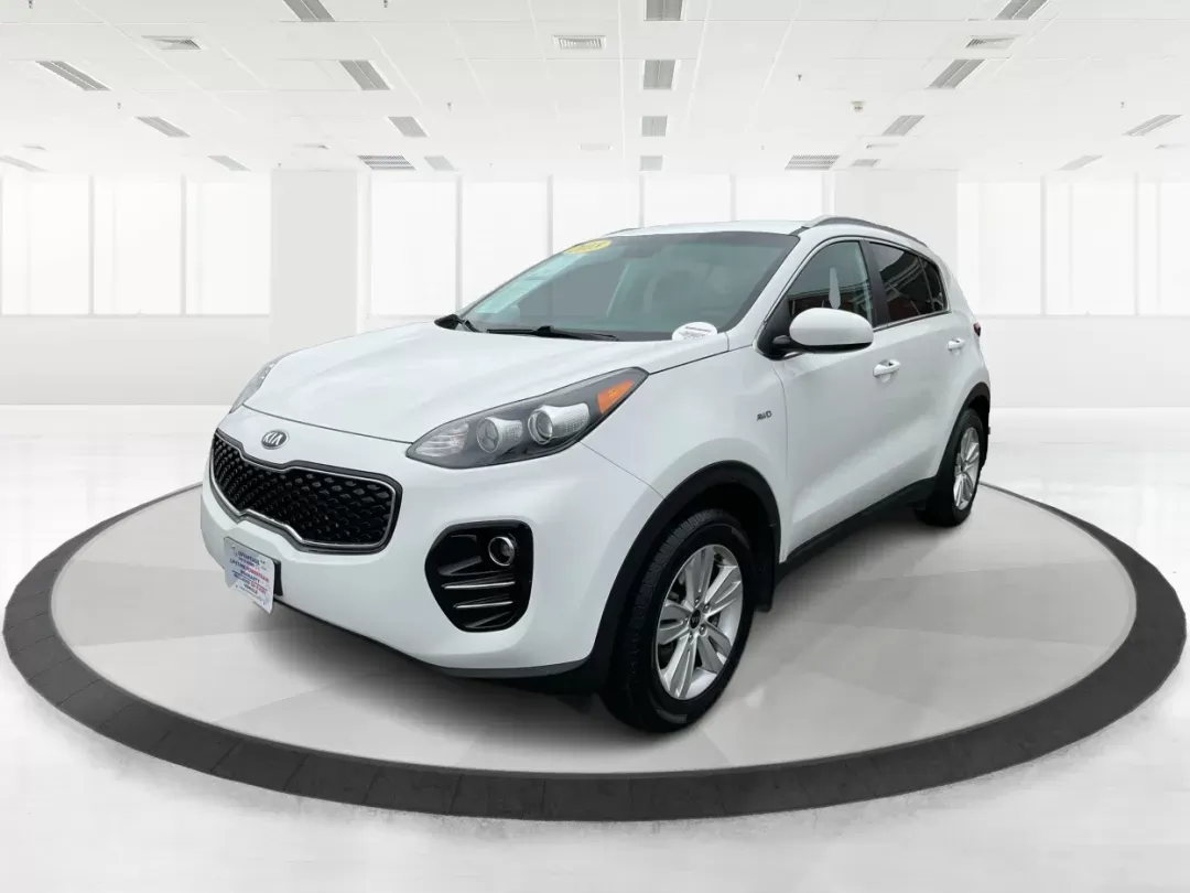 2018 Kia Sportage LX (KNDPMCACXJ7) with an Theta II 2.4L I-4 gasoline direct injection engine, located at 880 E. National Road, Vandalia, OH, 45377, (937) 908-9800, 39.891918, -84.183594 - 2018 Kia Sportage LX - Photo#6