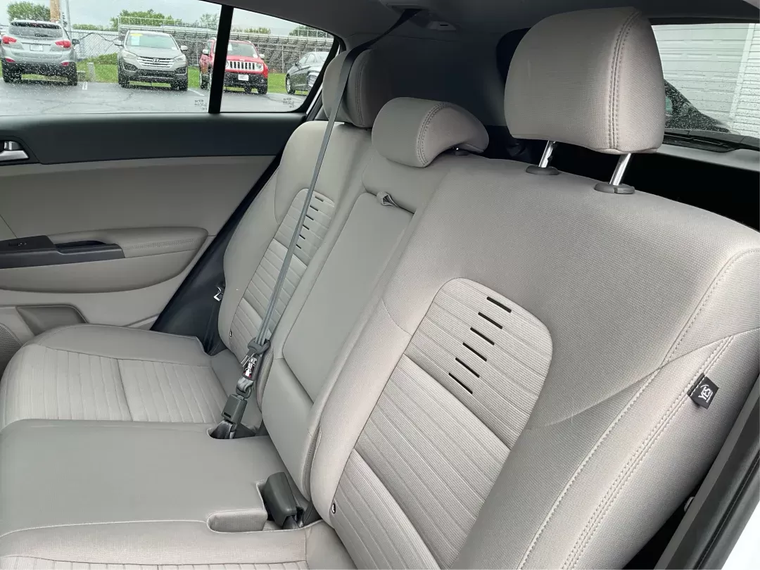 2018 Kia Sportage LX (KNDPMCACXJ7) with an Theta II 2.4L I-4 gasoline direct injection engine, located at 880 E. National Road, Vandalia, OH, 45377, (937) 908-9800, 39.891918, -84.183594 - 2018 Kia Sportage LX - Photo#8