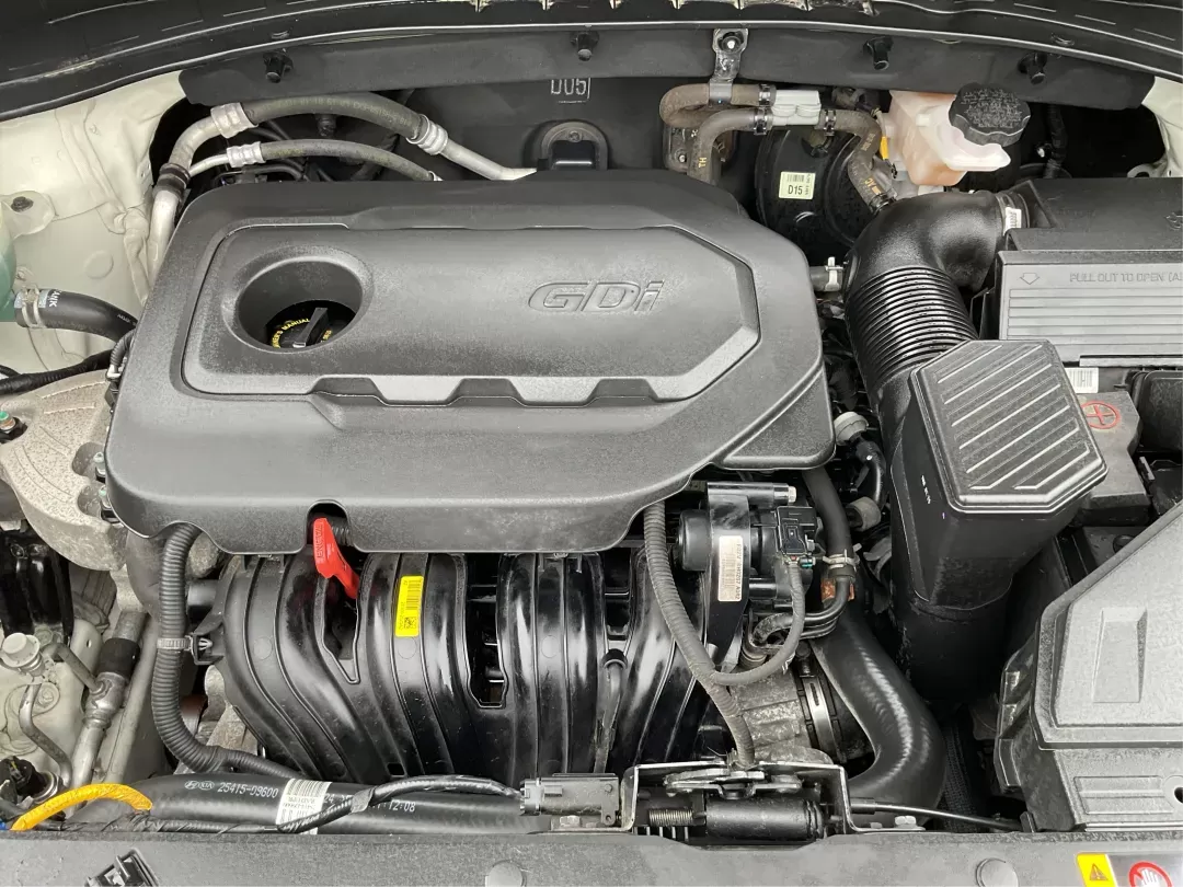 2018 Kia Sportage LX (KNDPMCACXJ7) with an Theta II 2.4L I-4 gasoline direct injection engine, located at 880 E. National Road, Vandalia, OH, 45377, (937) 908-9800, 39.891918, -84.183594 - 2018 Kia Sportage LX - Photo#9