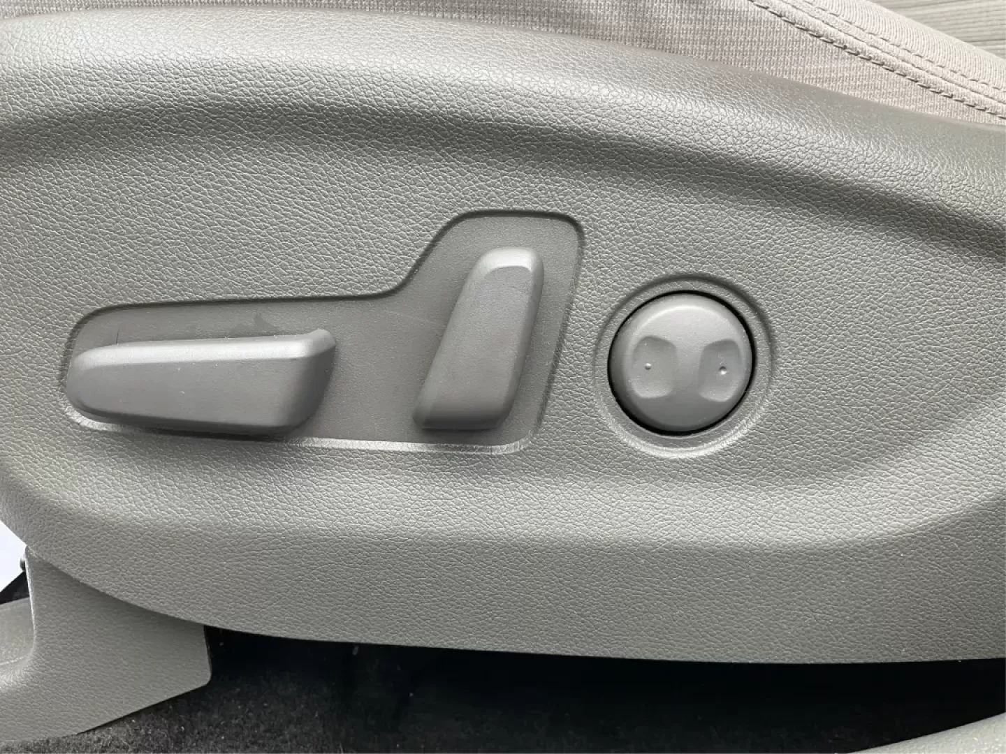 2018 Kia Sportage LX (KNDPMCACXJ7) with an Theta II 2.4L I-4 gasoline direct injection engine, located at 880 E. National Road, Vandalia, OH, 45377, (937) 908-9800, 39.891918, -84.183594 - Photo#15