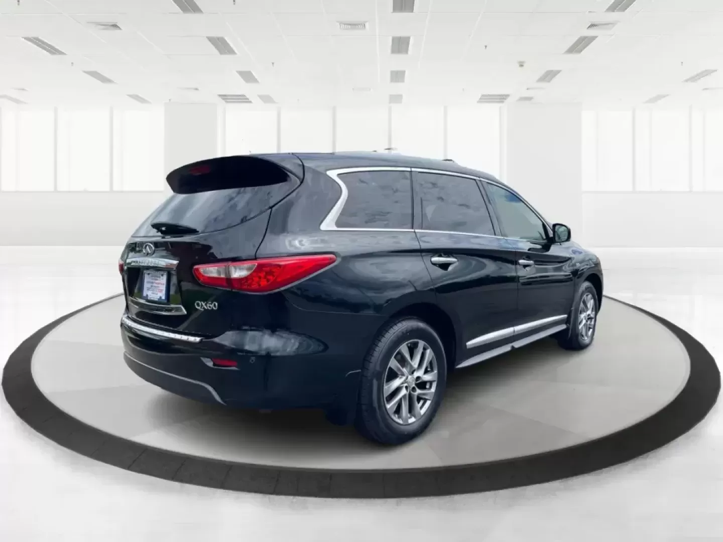 2015 Infiniti QX60 Base (5N1AL0MM9FC) with an Other engine, located at 4508 South Dixie Dr, Moraine, OH, 45439, (937) 908-9800, 39.689976, -84.218452 - Photo#1
