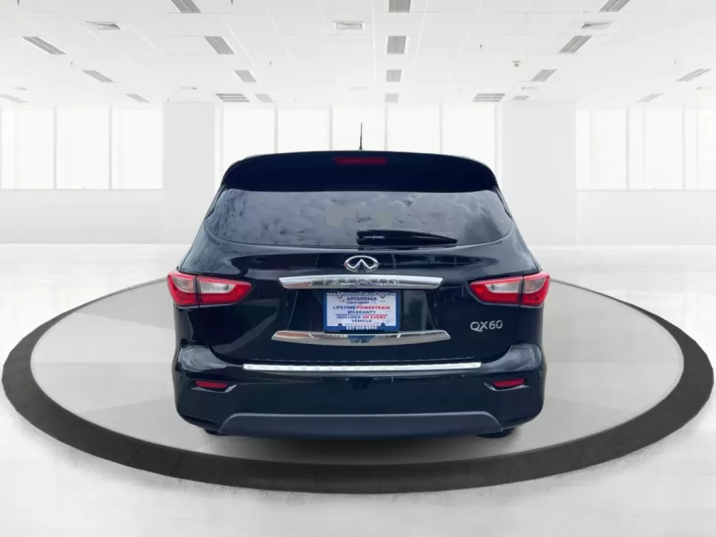 2015 Infiniti QX60 Base (5N1AL0MM9FC) with an Other engine, located at 4508 South Dixie Dr, Moraine, OH, 45439, (937) 908-9800, 39.689976, -84.218452 - Photo#2