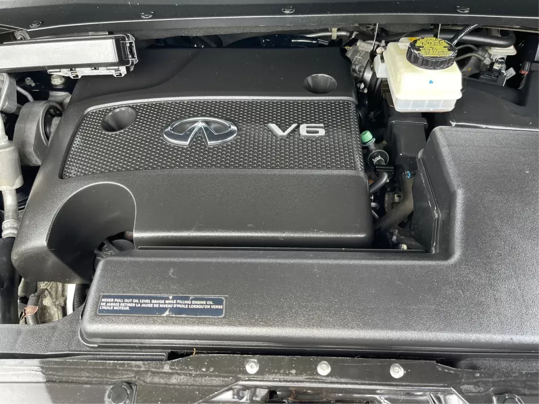 2015 Infiniti QX60 Base (5N1AL0MM9FC) with an Other engine, located at 880 E. National Road, Vandalia, OH, 45377, (937) 908-9800, 39.891918, -84.183594 - 2015 Infiniti QX60 Base - Photo#10