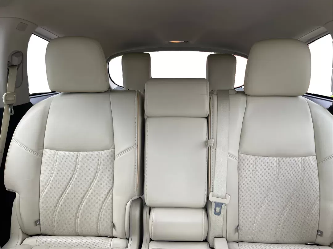 2015 Infiniti QX60 Base (5N1AL0MM9FC) with an Other engine, located at 880 E. National Road, Vandalia, OH, 45377, (937) 908-9800, 39.891918, -84.183594 - 2015 Infiniti QX60 Base - Photo#13