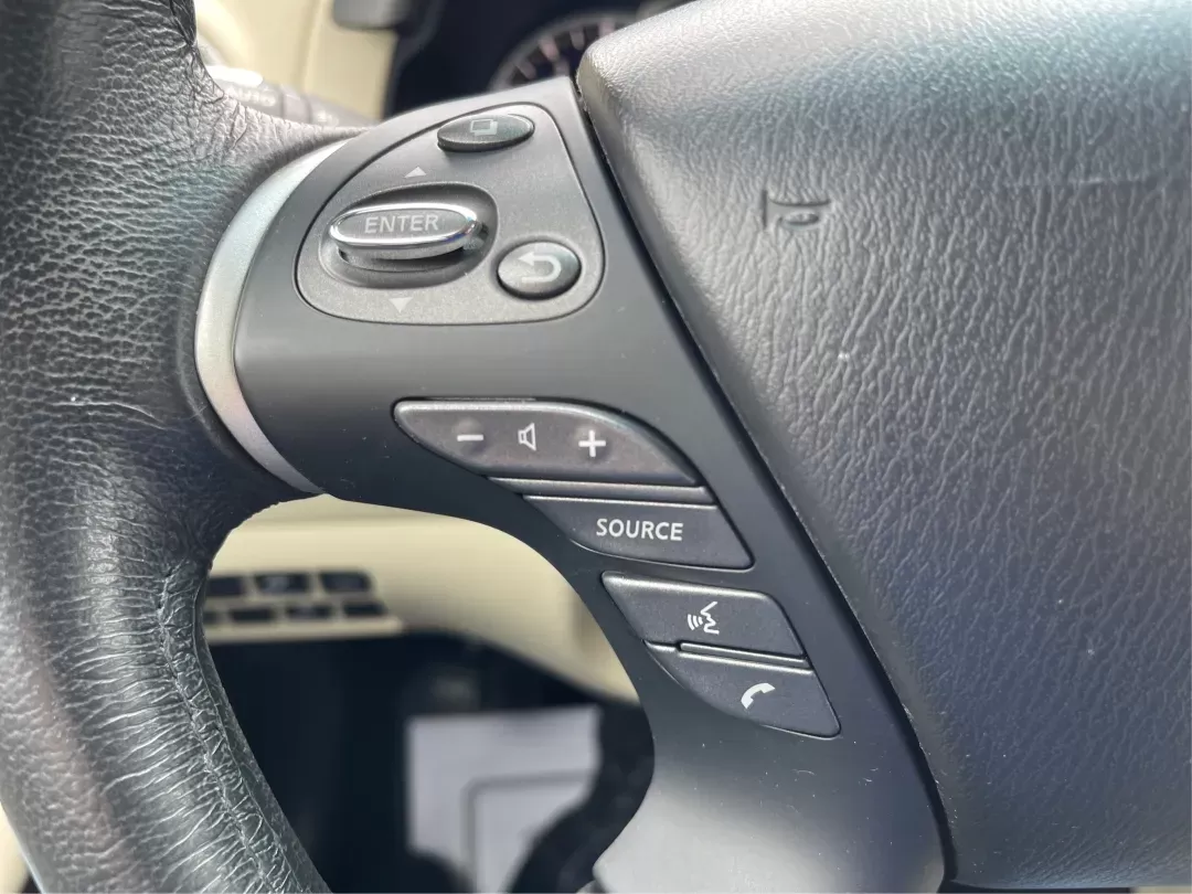2015 Infiniti QX60 Base (5N1AL0MM9FC) with an Other engine, located at 880 E. National Road, Vandalia, OH, 45377, (937) 908-9800, 39.891918, -84.183594 - 2015 Infiniti QX60 Base - Photo#15