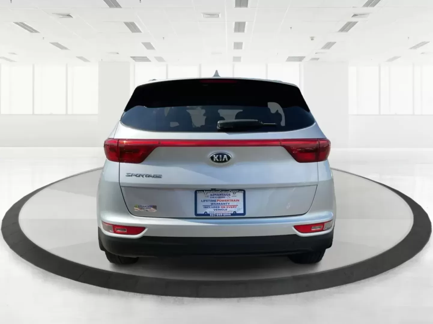 2017 Kia Sportage LX (KNDPMCAC2H7) with an Theta II 2.4L I-4 gasoline direct injection engine, located at 880 E. National Road, Vandalia, OH, 45377, (937) 908-9800, 39.891918, -84.183594 - Photo#3