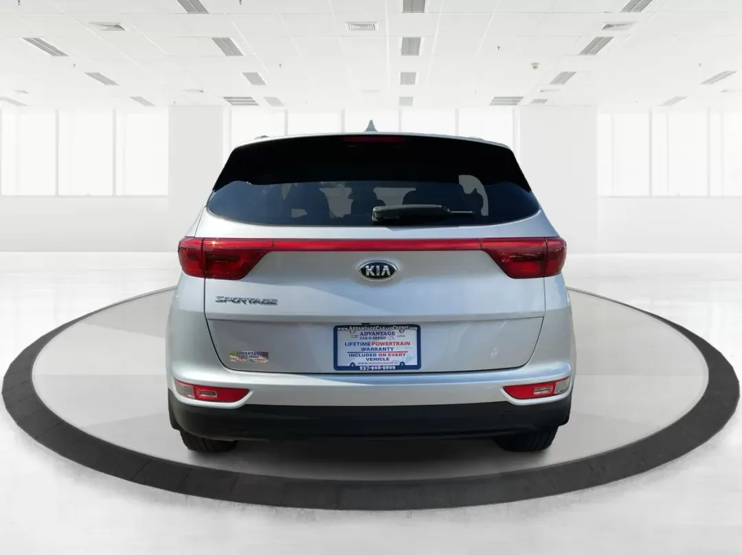 2017 Kia Sportage LX (KNDPMCAC2H7) with an Theta II 2.4L I-4 gasoline direct injection engine, located at 880 E. National Road, Vandalia, OH, 45377, (937) 908-9800, 39.891918, -84.183594 - 2017 Kia Sportage LX - Photo#3