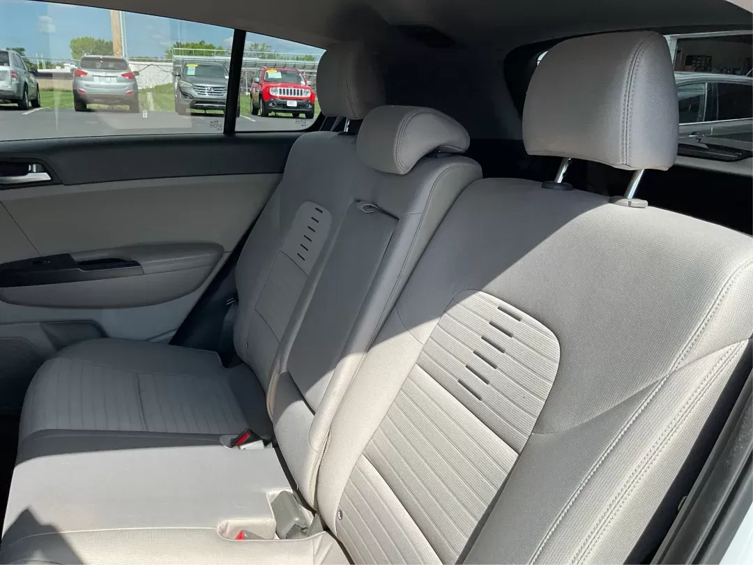 2017 Kia Sportage LX (KNDPMCAC2H7) with an Theta II 2.4L I-4 gasoline direct injection engine, located at 880 E. National Road, Vandalia, OH, 45377, (937) 908-9800, 39.891918, -84.183594 - 2017 Kia Sportage LX - Photo#9