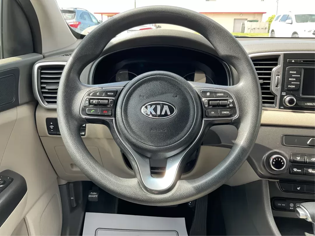 2017 Kia Sportage LX (KNDPMCAC2H7) with an Theta II 2.4L I-4 gasoline direct injection engine, located at 880 E. National Road, Vandalia, OH, 45377, (937) 908-9800, 39.891918, -84.183594 - 2017 Kia Sportage LX - Photo#15