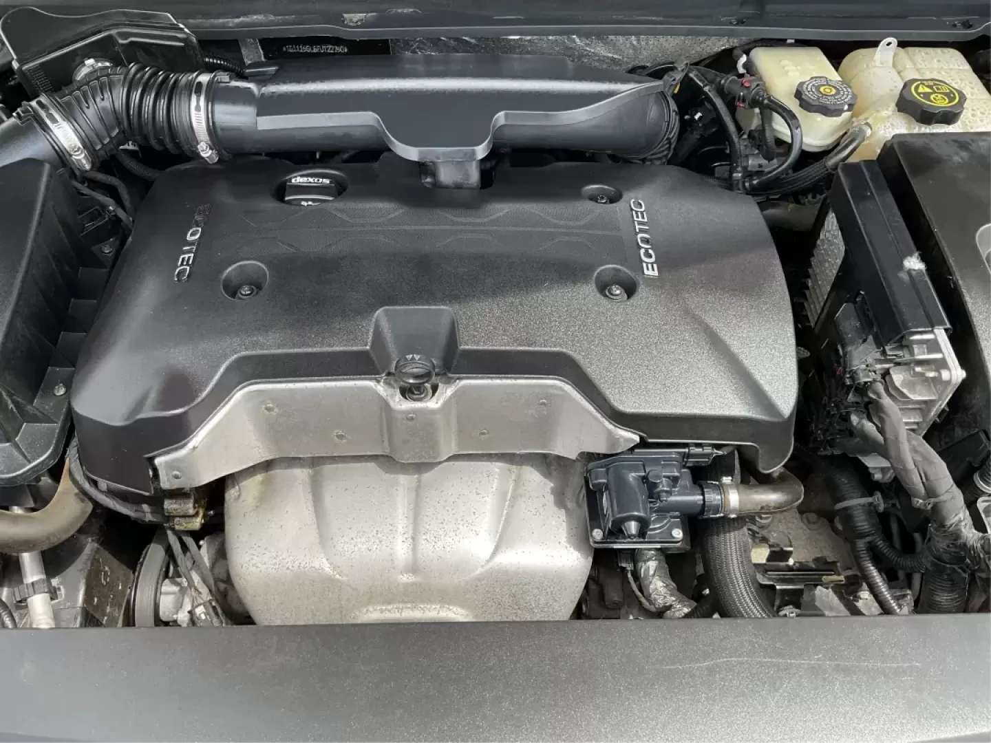 2014 Chevrolet Impala 1LT (1G1115SL6EU) with an ECOTEC 2.5L I-4 gasoline direct injection engine, located at 880 E. National Road, Vandalia, OH, 45377, (937) 908-9800, 39.891918, -84.183594 - Photo#9