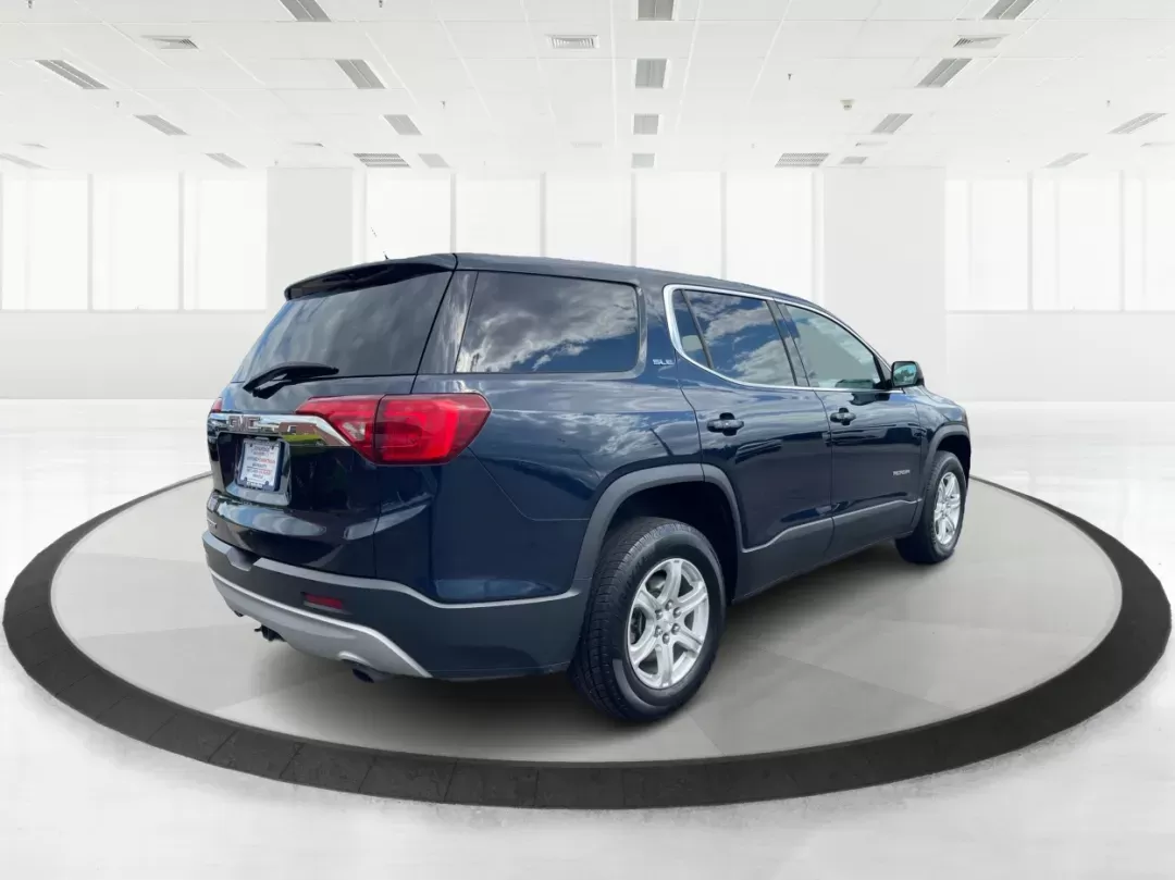 2017 GMC Acadia SLE-1 (1GKKNKLA5HZ) with an 2.5L I-4 gasoline direct injection engine, located at 1230 East Main St, Xenia, OH, 45385, (937) 908-9800, 39.688026, -83.910172 - 2017 GMC Acadia SLE-1 - Photo#1