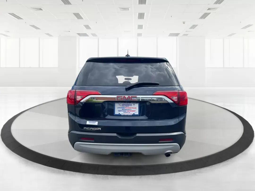 2017 GMC Acadia SLE-1 (1GKKNKLA5HZ) with an 2.5L I-4 gasoline direct injection engine, located at 1230 East Main St, Xenia, OH, 45385, (937) 908-9800, 39.688026, -83.910172 - 2017 GMC Acadia SLE-1 - Photo#2
