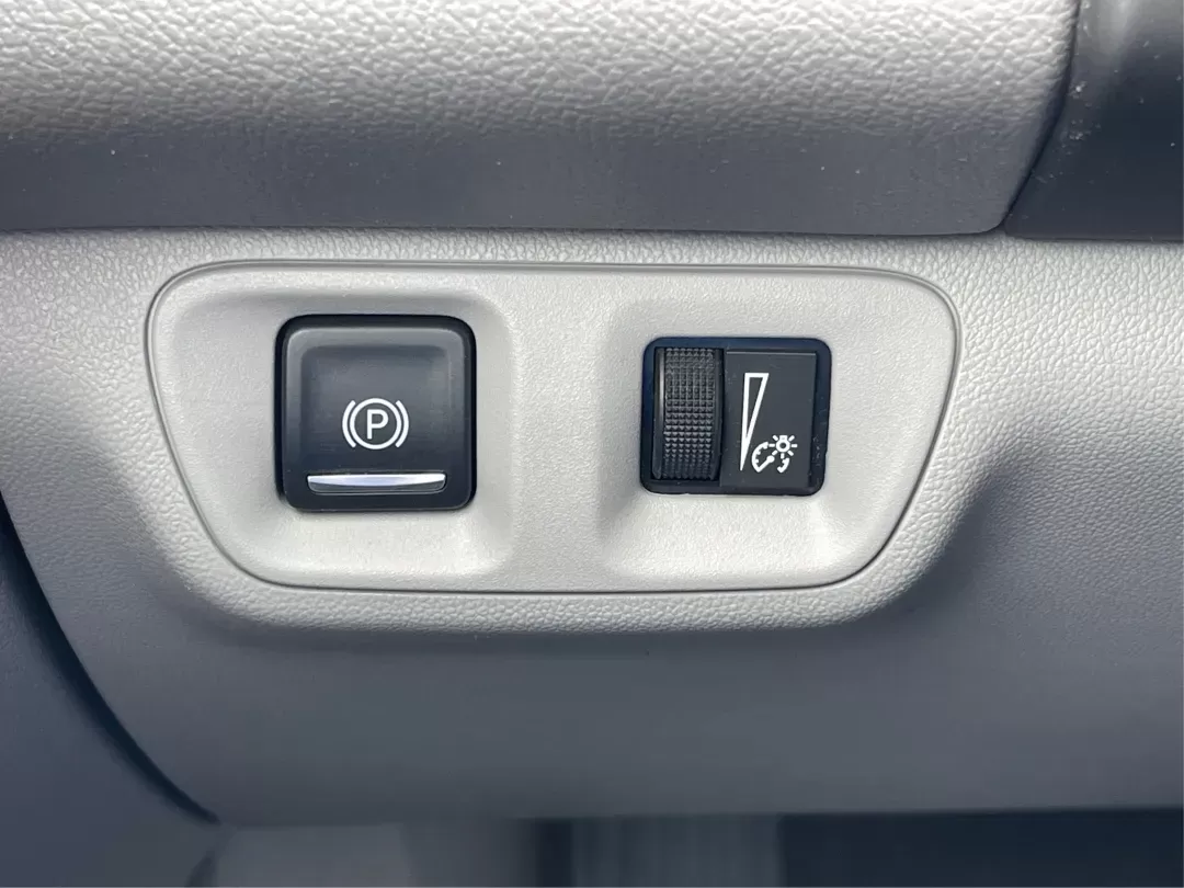 2017 GMC Acadia SLE-1 (1GKKNKLA5HZ) with an 2.5L I-4 gasoline direct injection engine, located at 1230 East Main St, Xenia, OH, 45385, (937) 908-9800, 39.688026, -83.910172 - 2017 GMC Acadia SLE-1 - Photo#16