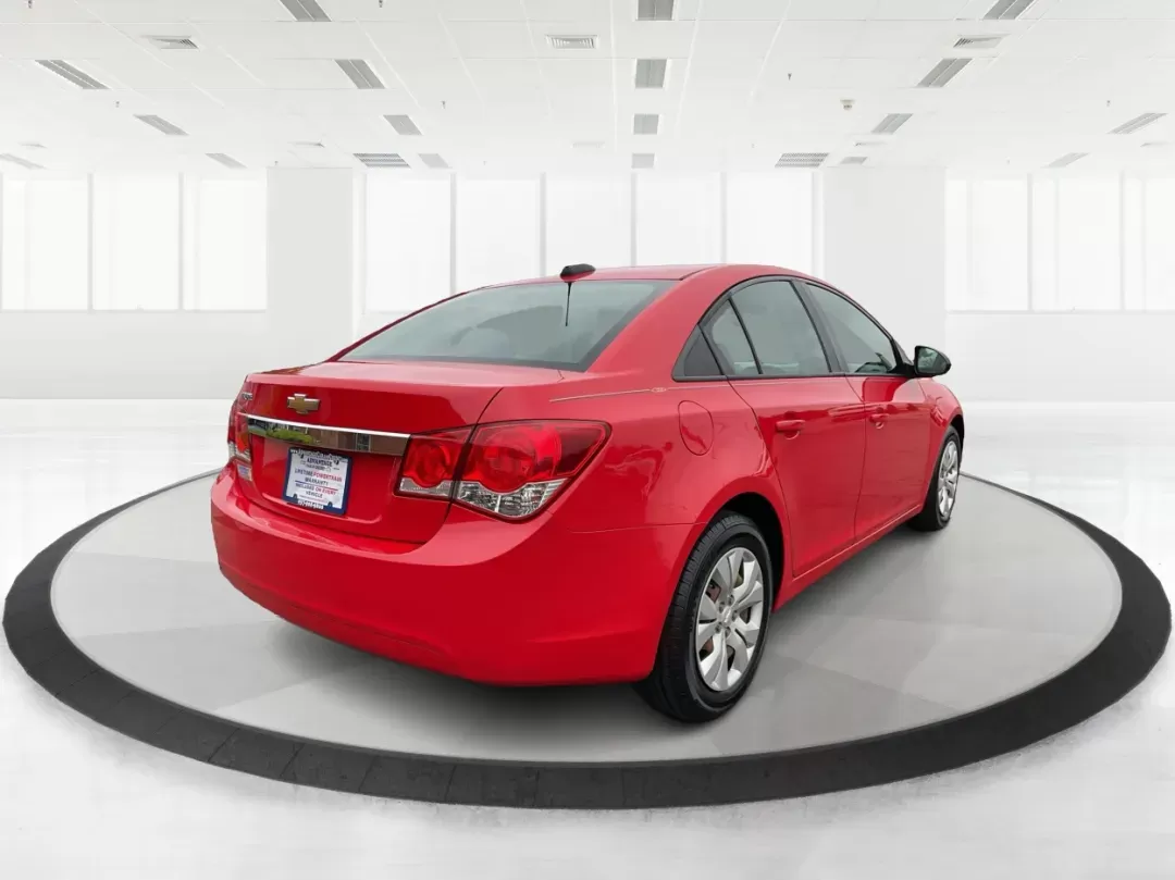 2016 Chevrolet Cruze Limited LS (1G1PC5SH5G7) with an Other engine, located at 1230 East Main St, Xenia, OH, 45385, (937) 908-9800, 39.688026, -83.910172 - 2016 Chevrolet Cruze Limited LS - Photo#2