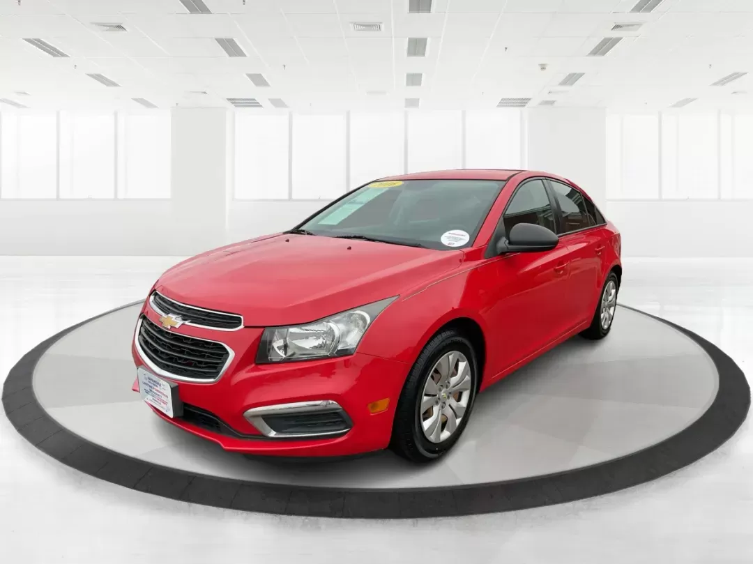 2016 Chevrolet Cruze Limited LS (1G1PC5SH5G7) with an Other engine, located at 1230 East Main St, Xenia, OH, 45385, (937) 908-9800, 39.688026, -83.910172 - 2016 Chevrolet Cruze Limited LS - Photo#7
