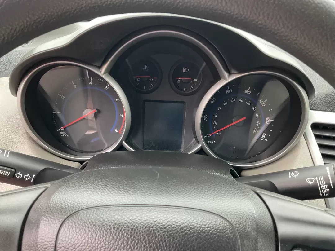 2016 Chevrolet Cruze Limited LS (1G1PC5SH5G7) with an Other engine, located at 1230 East Main St, Xenia, OH, 45385, (937) 908-9800, 39.688026, -83.910172 - 2016 Chevrolet Cruze Limited LS - Photo#14