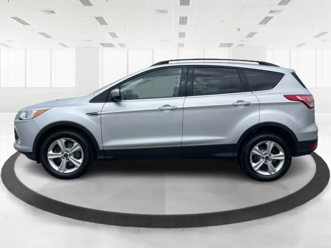 2015 Ford Escape SE (1FMCU9G9XFU) with an Other engine, located at 8750 N County Rd 25A, Piqua, OH, 45356, (937) 908-9800, 40.164391, -84.232513 - 2015 Ford Escape SE - Photo#4