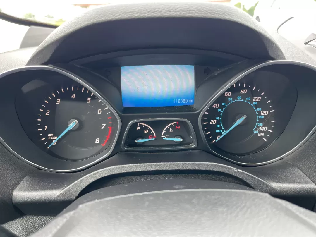 2015 Ford Escape SE (1FMCU9G9XFU) with an Other engine, located at 8750 N County Rd 25A, Piqua, OH, 45356, (937) 908-9800, 40.164391, -84.232513 - 2015 Ford Escape SE - Photo#13