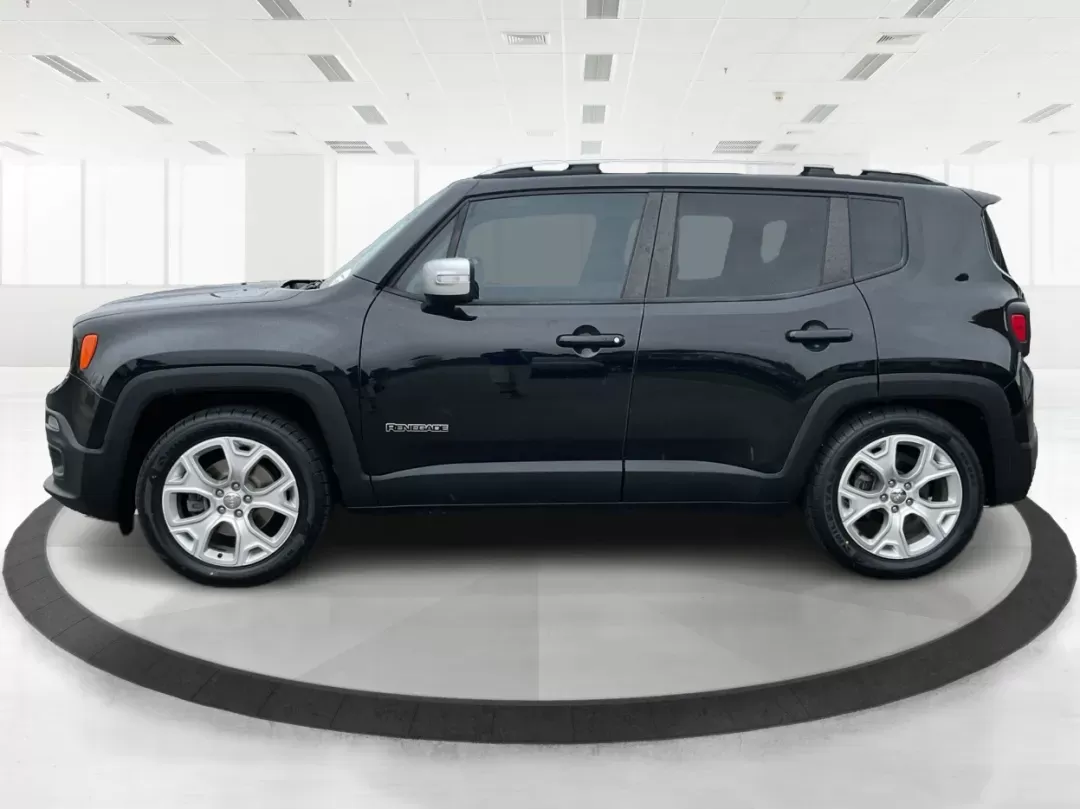 2016 Jeep Renegade Limited (ZACCJADT7GP) with an Tigershark MultiAir 2.4L I-4 variable valve contro engine, located at 8750 N County Rd 25A, Piqua, OH, 45356, (937) 908-9800, 40.164391, -84.232513 - 2016 Jeep Renegade Limited - Photo#4