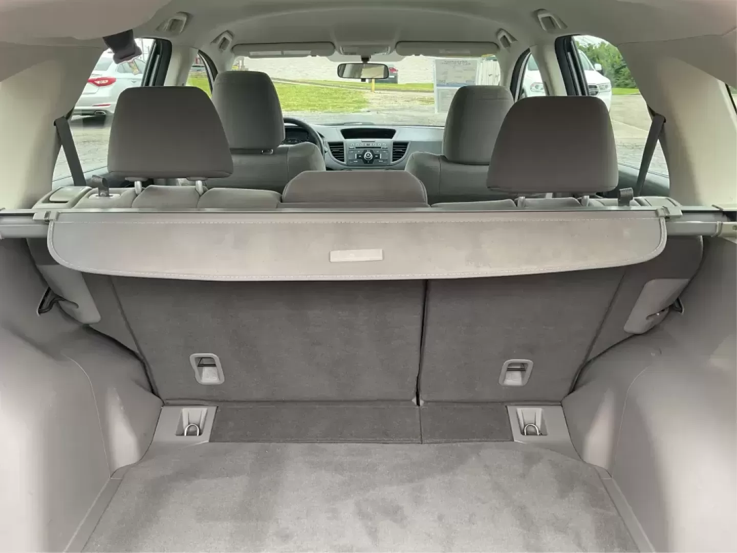 2013 Honda CR-V LX (5J6RM3H37DL) with an 2.4L I-4 DOHC engine, located at 4508 South Dixie Dr, Moraine, OH, 45439, (937) 908-9800, 39.689976, -84.218452 - ### Discover Your Adventure with the 2013 Honda CR-V LX at Advantage Car and Credit!<br /> <br /> Are you ready to elevate your daily commute or embark on a family road trip? The 2013 Honda CR-V LX, available now at Advantage Car and Credit in Fairborn, OH, is the perfect companion for both urban li - Photo#11