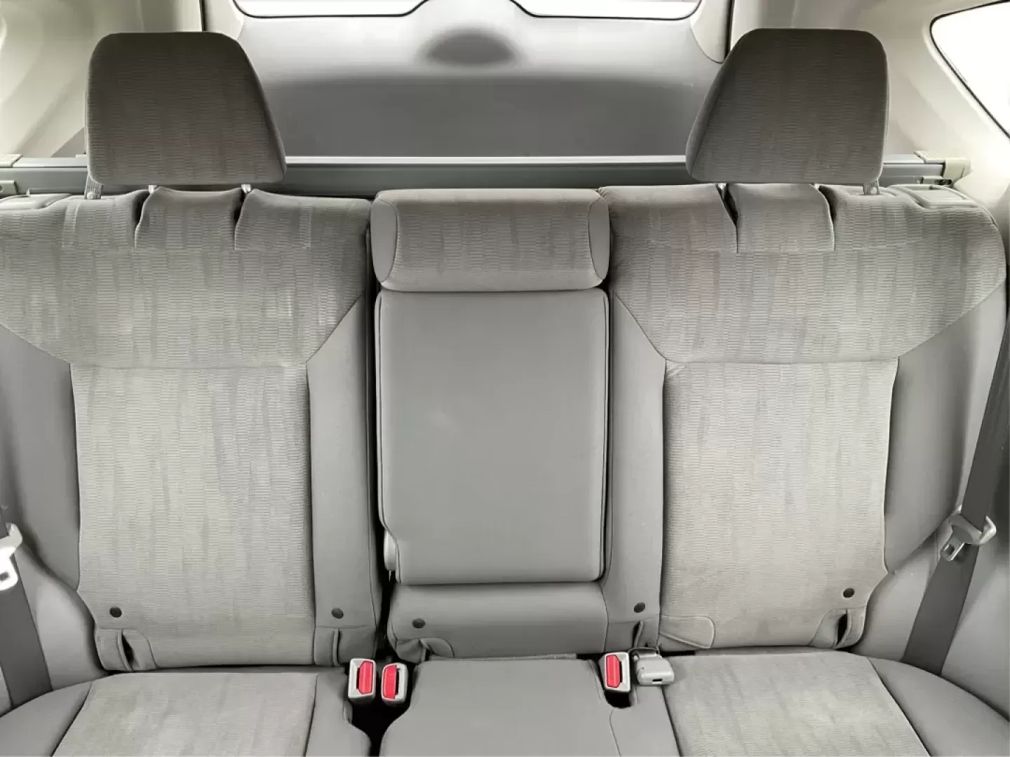 2013 Honda CR-V LX (5J6RM3H37DL) with an 2.4L I-4 DOHC engine, located at 4508 South Dixie Dr, Moraine, OH, 45439, (937) 908-9800, 39.689976, -84.218452 - ### Discover Your Adventure with the 2013 Honda CR-V LX at Advantage Car and Credit!<br /> <br /> Are you ready to elevate your daily commute or embark on a family road trip? The 2013 Honda CR-V LX, available now at Advantage Car and Credit in Fairborn, OH, is the perfect companion for both urban li - Photo#13