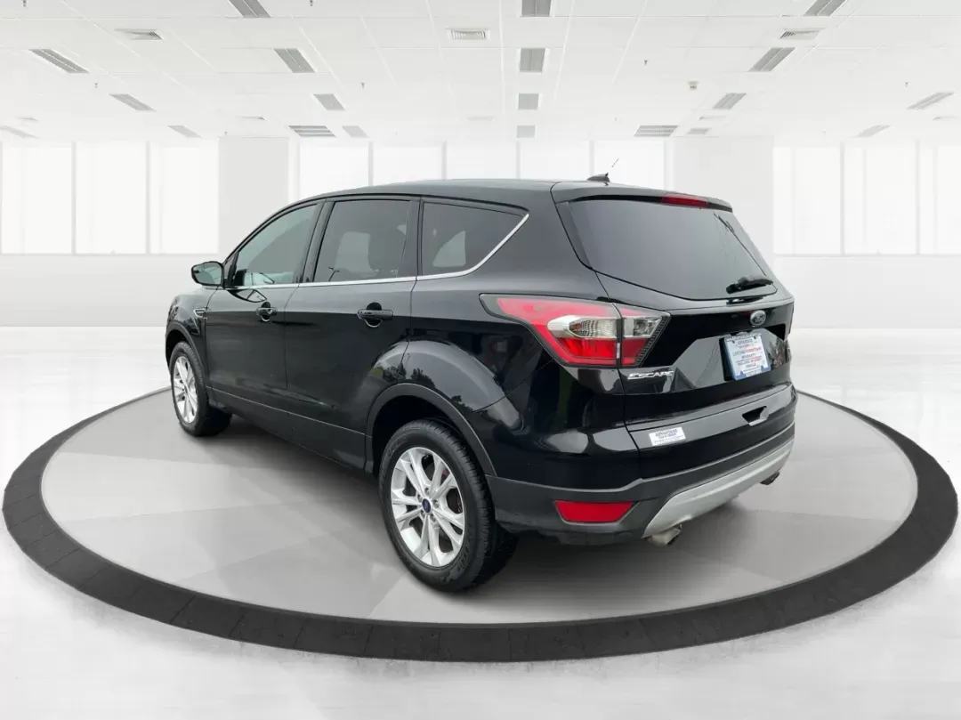 2017 Ford Escape SE (1FMCU9GD0HU) with an Other engine, located at 880 E. National Road, Vandalia, OH, 45377, (937) 908-9800, 39.891918, -84.183594 - Photo#4