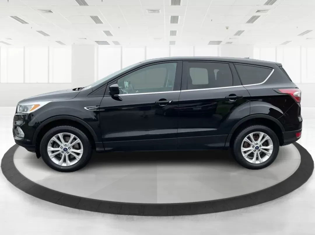 2017 Ford Escape SE (1FMCU9GD0HU) with an Other engine, located at 880 E. National Road, Vandalia, OH, 45377, (937) 908-9800, 39.891918, -84.183594 - Photo#5
