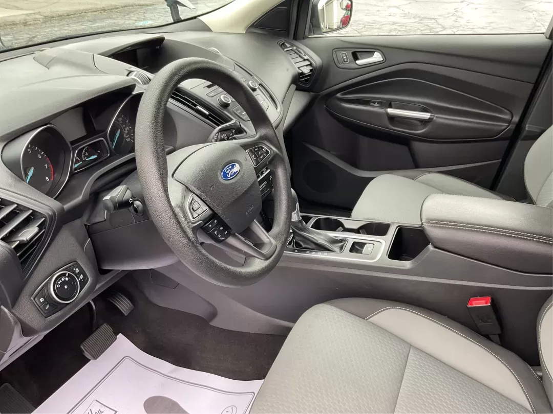 2017 Ford Escape SE (1FMCU9GD0HU) with an Other engine, located at 880 E. National Road, Vandalia, OH, 45377, (937) 908-9800, 39.891918, -84.183594 - Photo#8