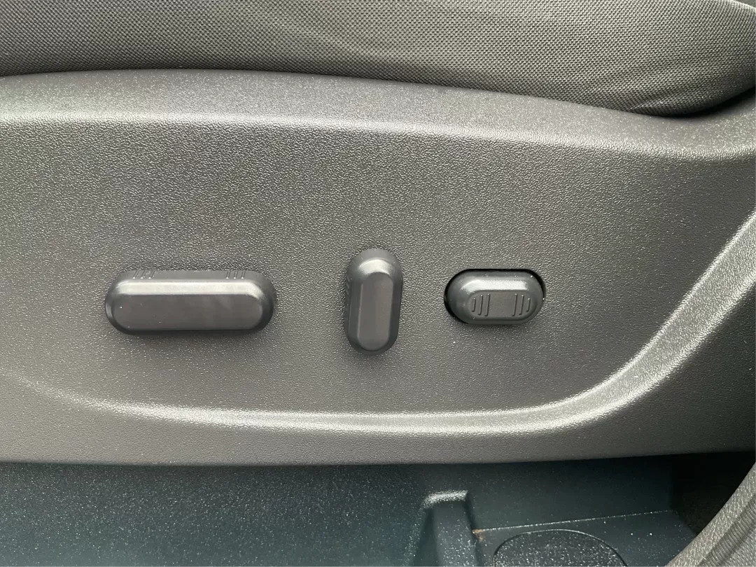 2017 Ford Escape SE (1FMCU9GD0HU) with an Other engine, located at 880 E. National Road, Vandalia, OH, 45377, (937) 908-9800, 39.891918, -84.183594 - Photo#17