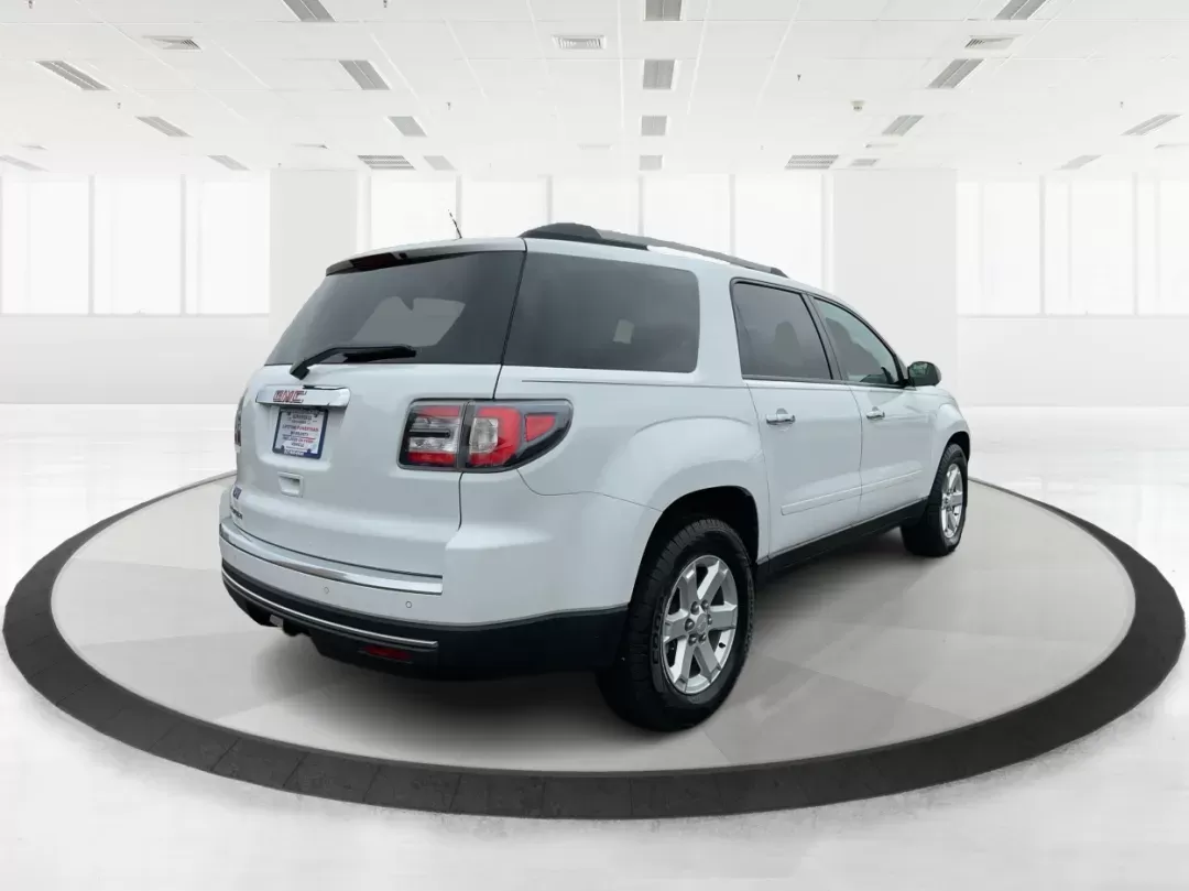 2016 GMC Acadia SLE-2 (1GKKRPKD7GJ) with an 3.6L V-6 gasoline direct injection engine, located at 8750 N County Rd 25A, Piqua, OH, 45356, (937) 908-9800, 40.164391, -84.232513 - 2016 GMC Acadia SLE-2 - Photo#2