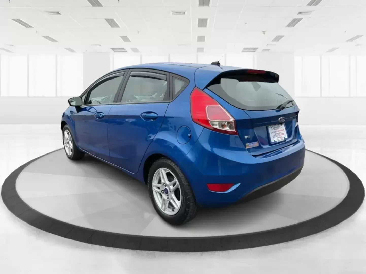 2018 Ford Fiesta SE (3FADP4EJ2JM) with an 1.6L I-4 DOHC engine, located at 8750 N County Rd 25A, Piqua, OH, 45356, (937) 908-9800, 40.164391, -84.232513 - Photo#4