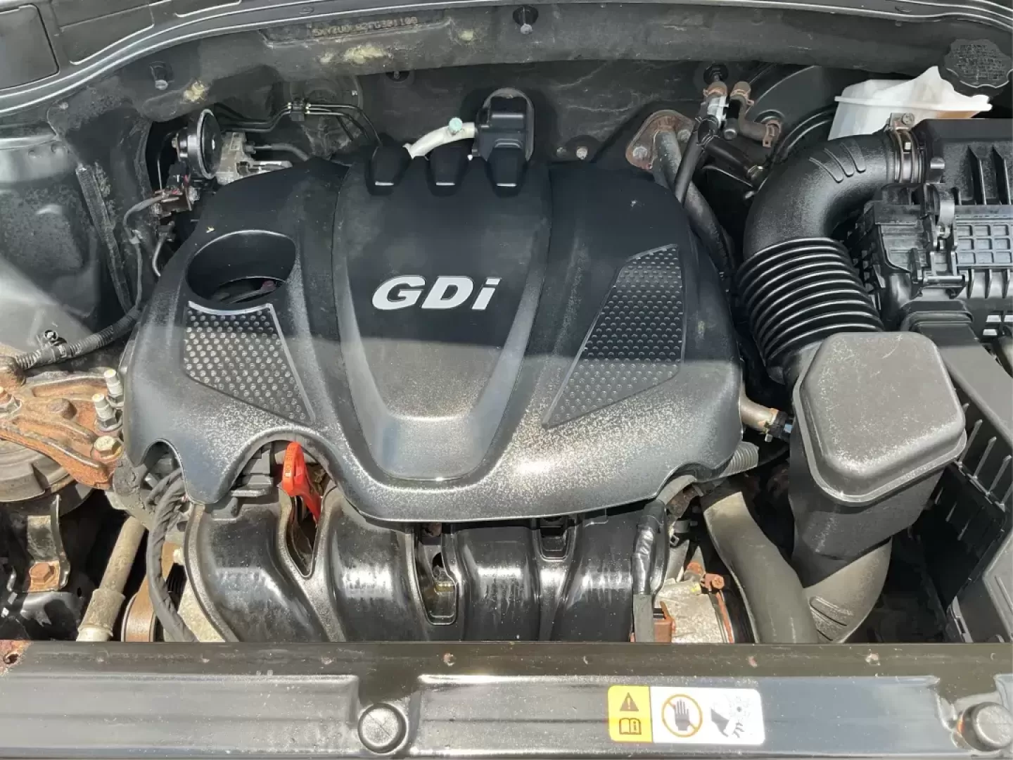 2015 Hyundai Santa Fe Sport 2.4L (5XYZUDLB2FG) with an Theta II 2.4L I-4 gasoline direct injection engine, located at 8750 N County Rd 25A, Piqua, OH, 45356, (937) 908-9800, 40.164391, -84.232513 - Photo#10