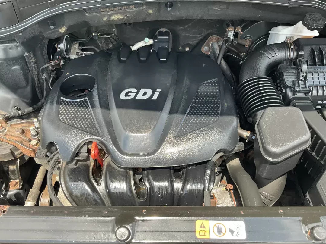 2015 Hyundai Santa Fe Sport 2.4L (5XYZUDLB2FG) with an Theta II 2.4L I-4 gasoline direct injection engine, located at 8750 N County Rd 25A, Piqua, OH, 45356, (937) 908-9800, 40.164391, -84.232513 - 2015 Hyundai Santa Fe Sport 2.4L - Photo#10