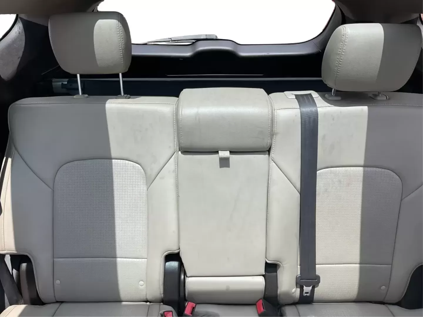 2015 Hyundai Santa Fe Sport 2.4L (5XYZUDLB2FG) with an Theta II 2.4L I-4 gasoline direct injection engine, located at 8750 N County Rd 25A, Piqua, OH, 45356, (937) 908-9800, 40.164391, -84.232513 - Photo#13