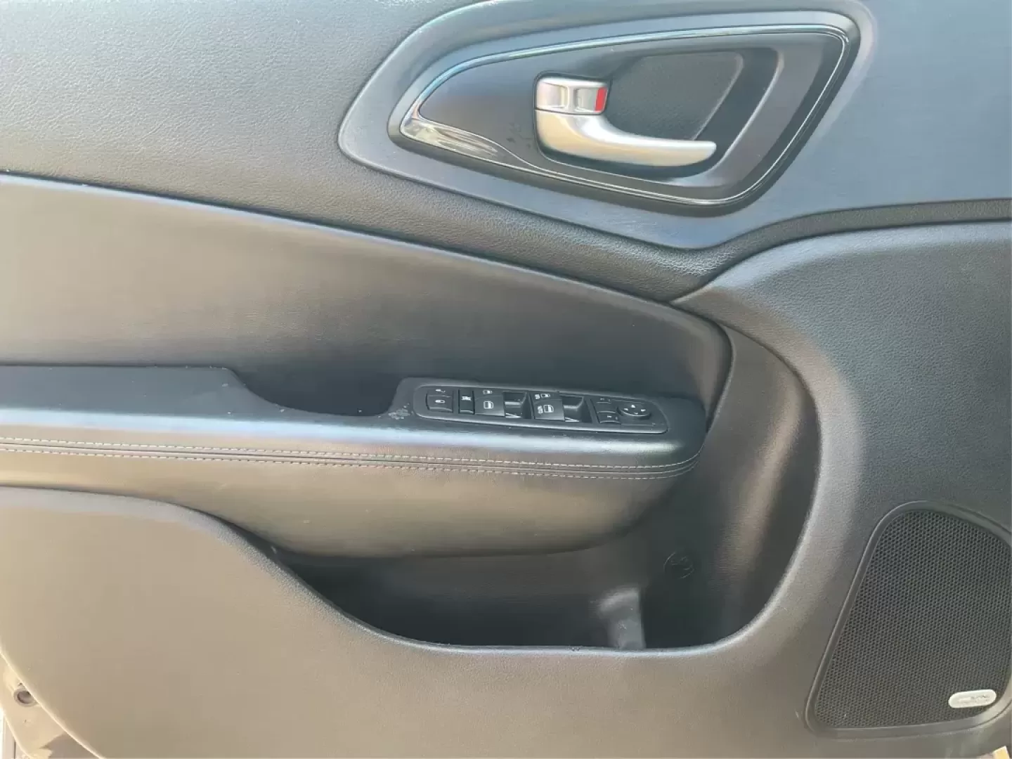 2015 Chrysler 200 S (1C3CCCBB2FN) with an Other engine, located at 880 E. National Road, Vandalia, OH, 45377, (937) 908-9800, 39.891918, -84.183594 - Photo#18