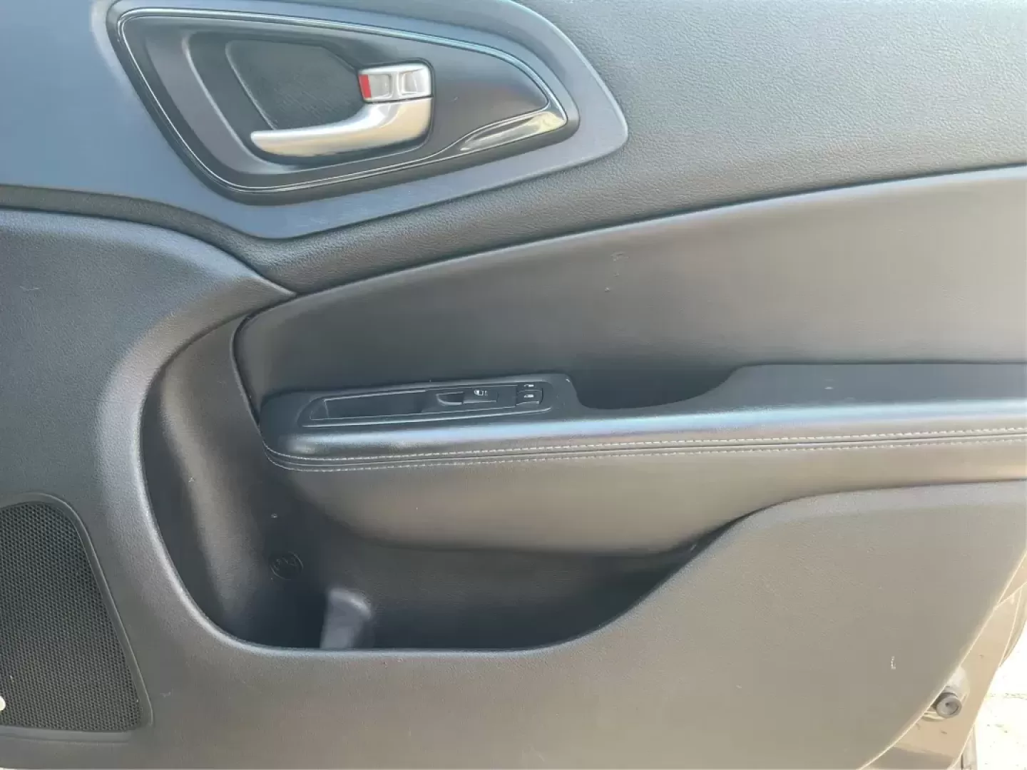 2015 Chrysler 200 S (1C3CCCBB2FN) with an Other engine, located at 880 E. National Road, Vandalia, OH, 45377, (937) 908-9800, 39.891918, -84.183594 - Photo#19