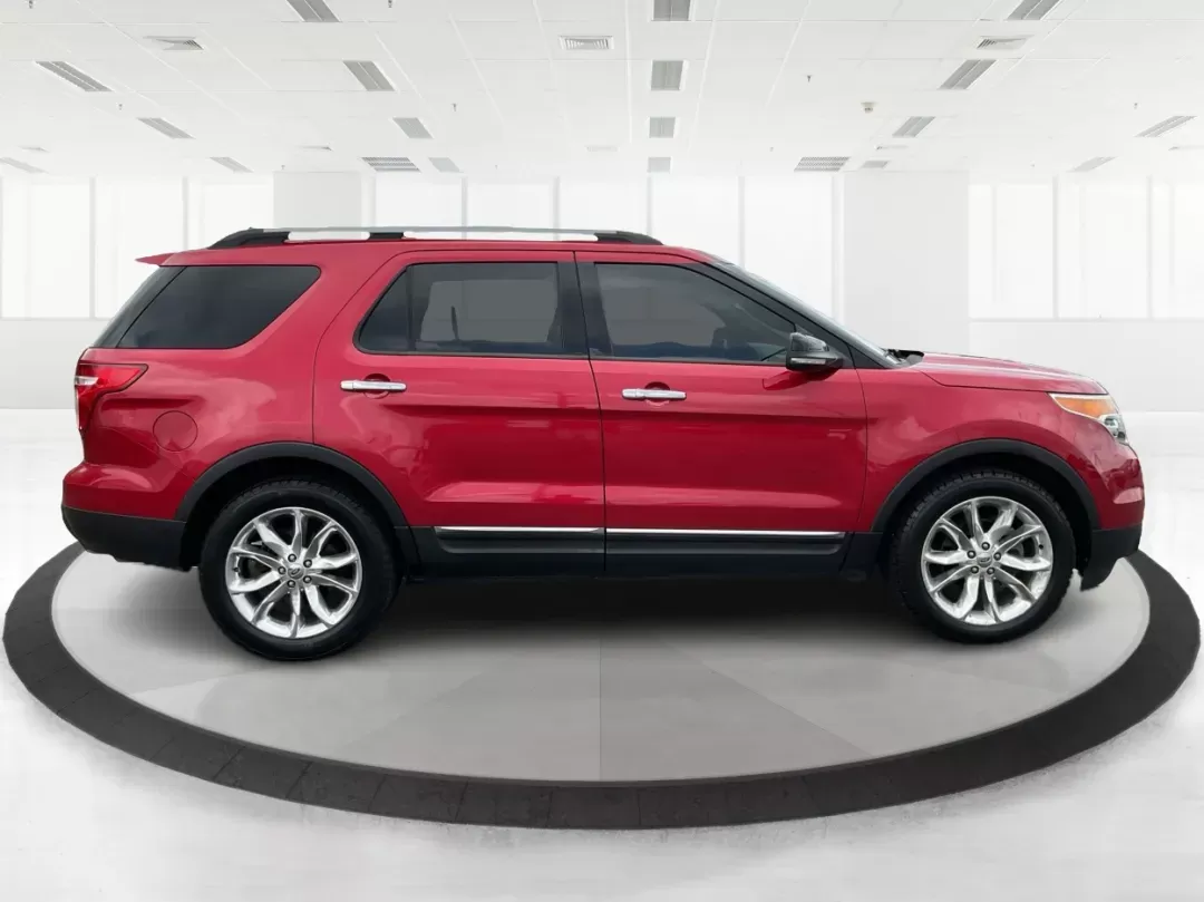 2011 Ford Explorer XLT (1FMHK7D8XBG) with an Other engine, located at 8750 N County Rd 25A, Piqua, OH, 45356, (937) 908-9800, 40.164391, -84.232513 - 2011 Ford Explorer XLT - Photo#1