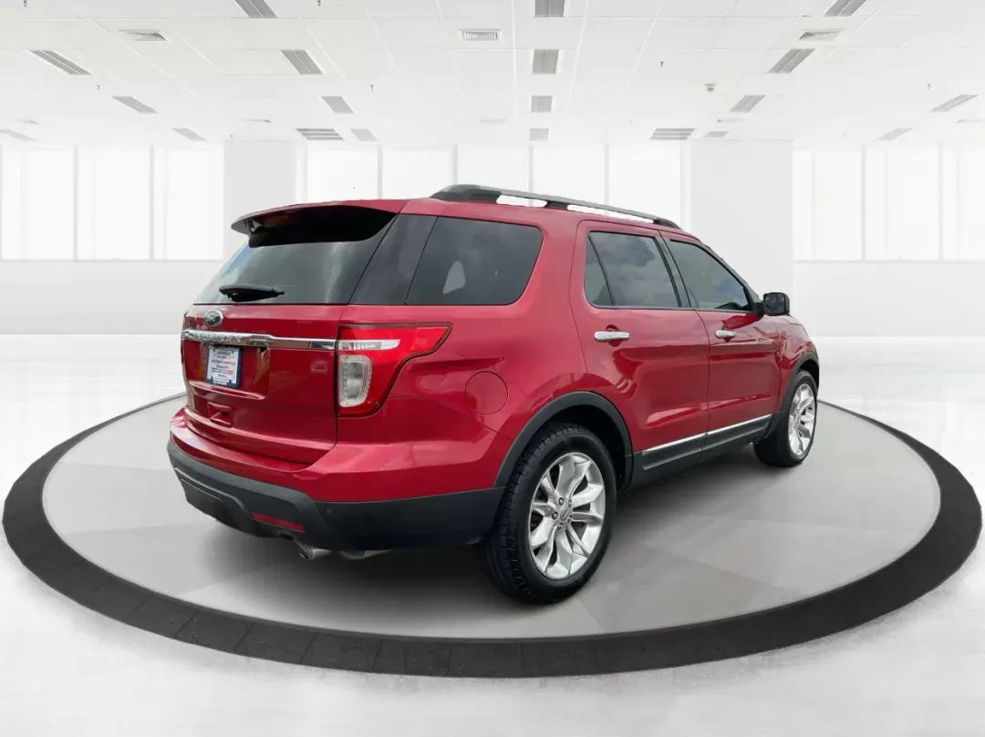 2011 Ford Explorer XLT (1FMHK7D8XBG) with an Other engine, located at 8750 N County Rd 25A, Piqua, OH, 45356, (937) 908-9800, 40.164391, -84.232513 - 2011 Ford Explorer XLT - Photo#2